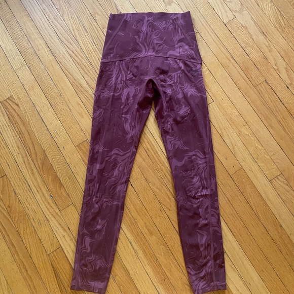 Gym shark power high rise leggings, size small, burgundy - Picture 3 of 5